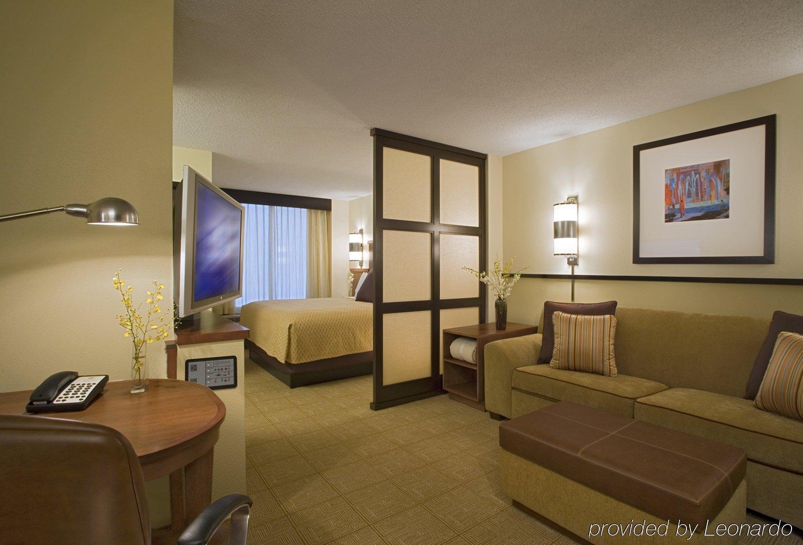 Hyatt Place Salt Downtown / The Gateway Hotel